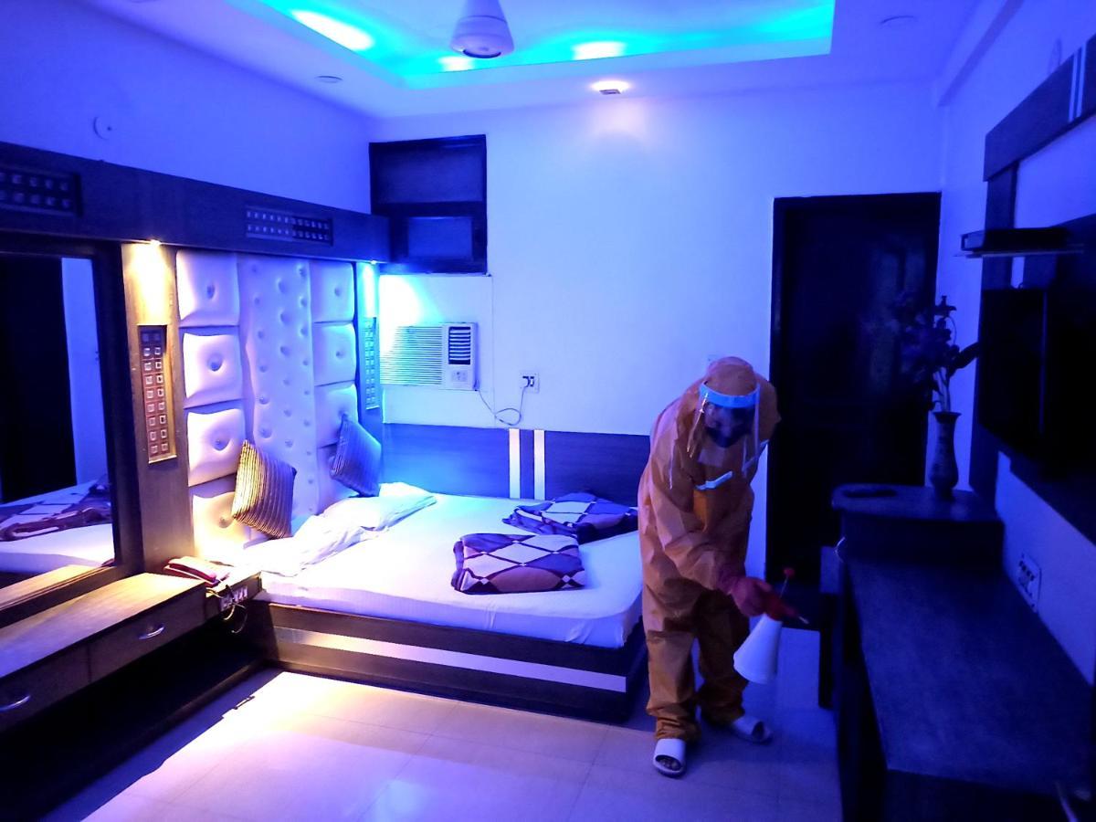 Hotel Peace Point - 1 Min Walking Distance From Station New Delhi Ngoại thất bức ảnh